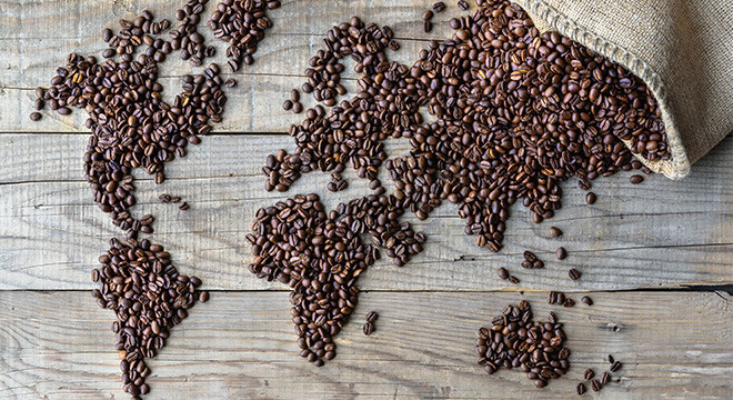 Kiedy kawa trafiła do Europy? Co na temat kawy powiedział ówczesny papież?