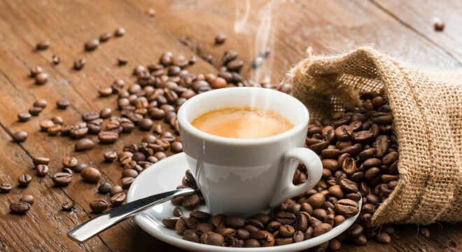 Jak przechowywać kawę, aby zachowała świeżość i aromat?