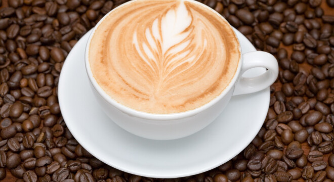 Idealne cappuccino – jak je zrobić?